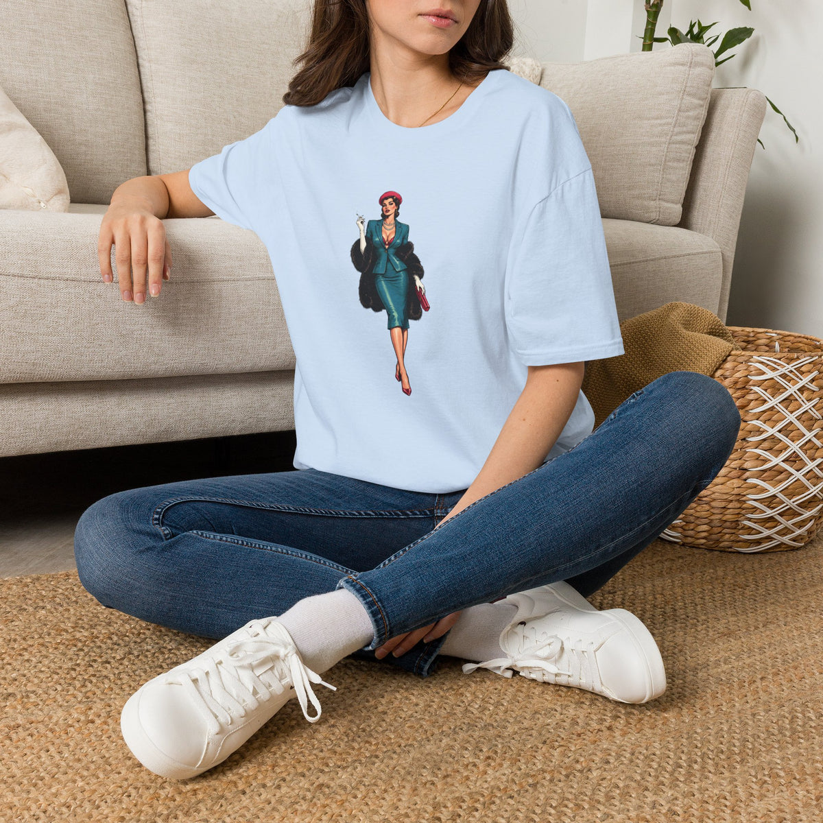 La Dama T-Shirt — Retro Glam Lady Illustration Tee